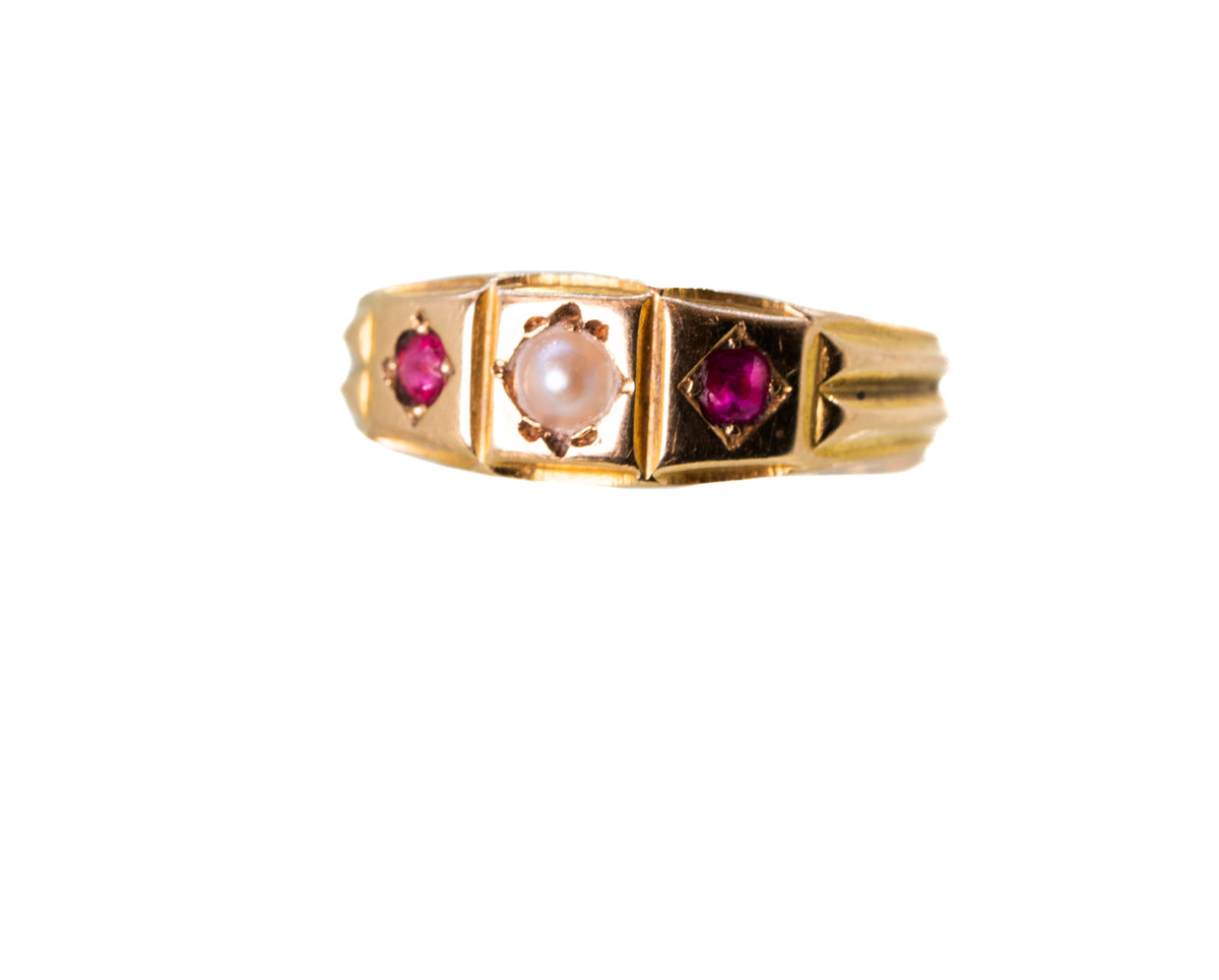 Pearl and Ruby 15ct Yellow Gold Ring
