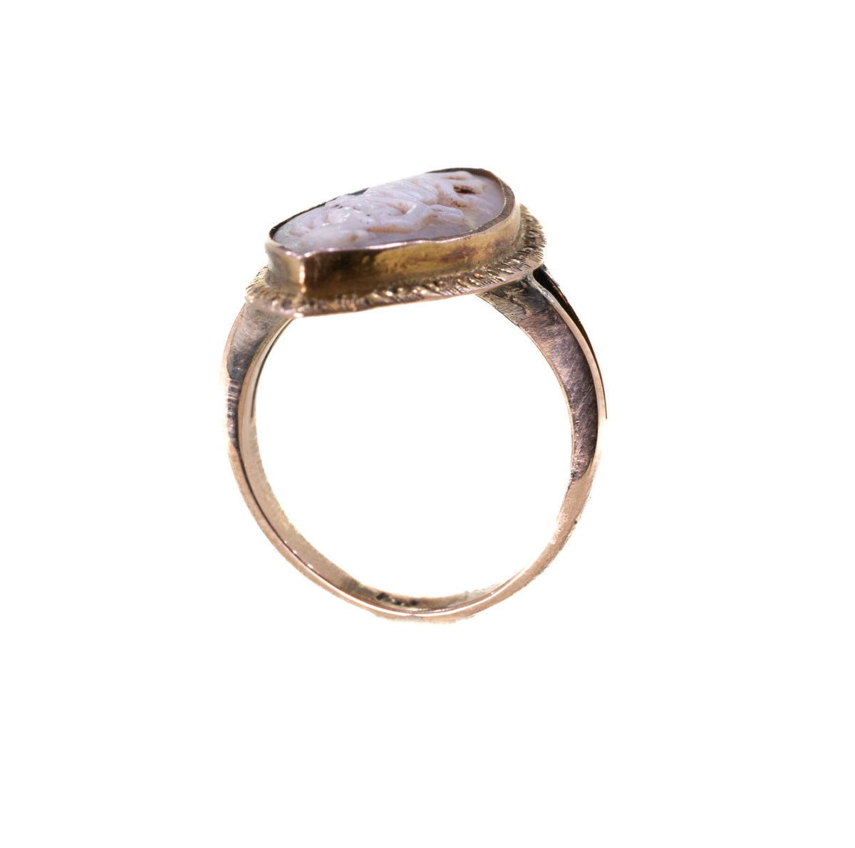 Cameo Ring in 9ct Yellow Gold