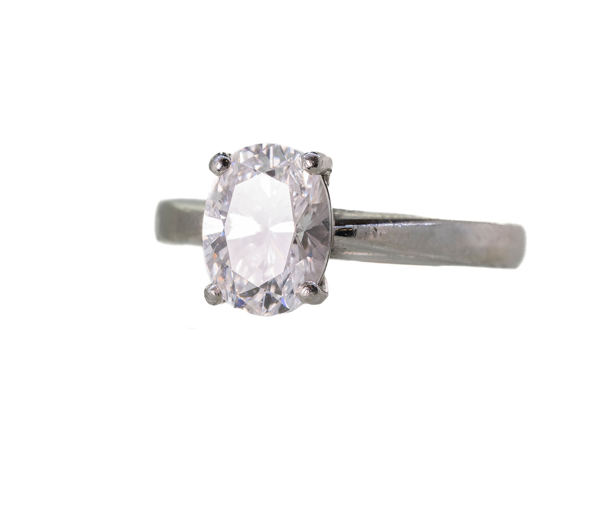 1.5ct Oval Diamond Solitaire in Platinum With Matching Band