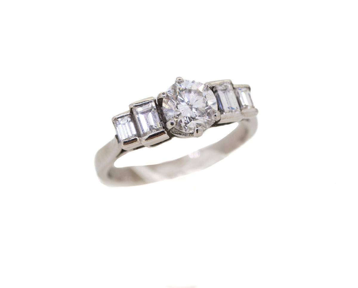 1.12ct Diamond Ring Set in Platinum