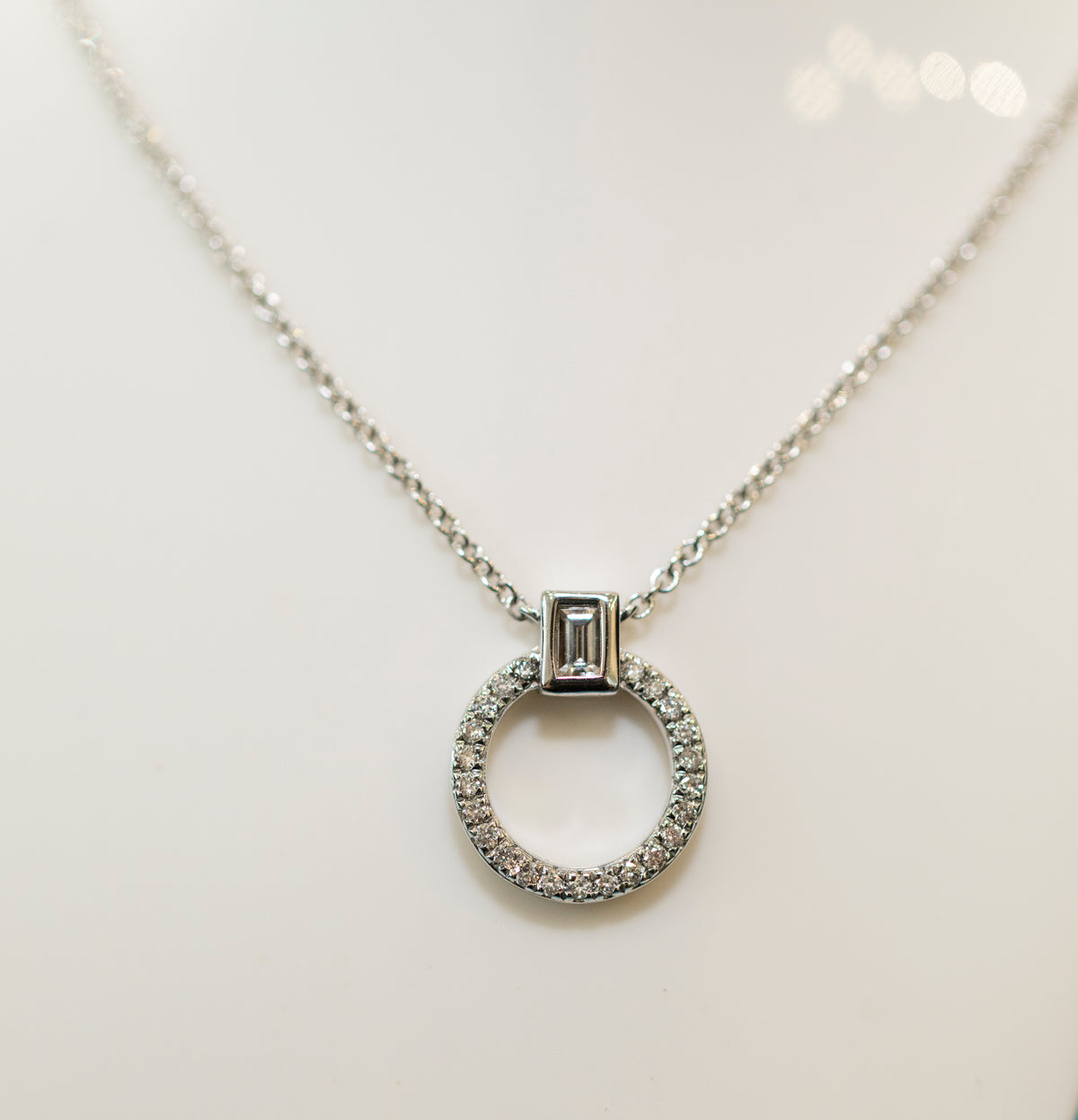 18ct White Gold Diamond Necklace